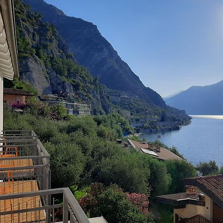 Hotel Augusta Garni Limone sul Garda Exterior foto