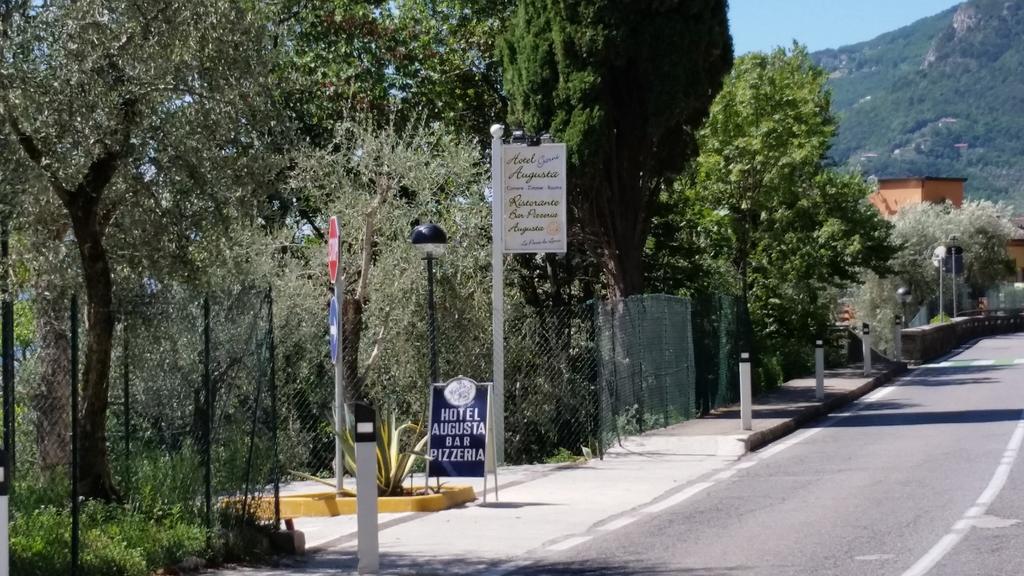 Hotel Augusta Garni Limone sul Garda Exterior foto