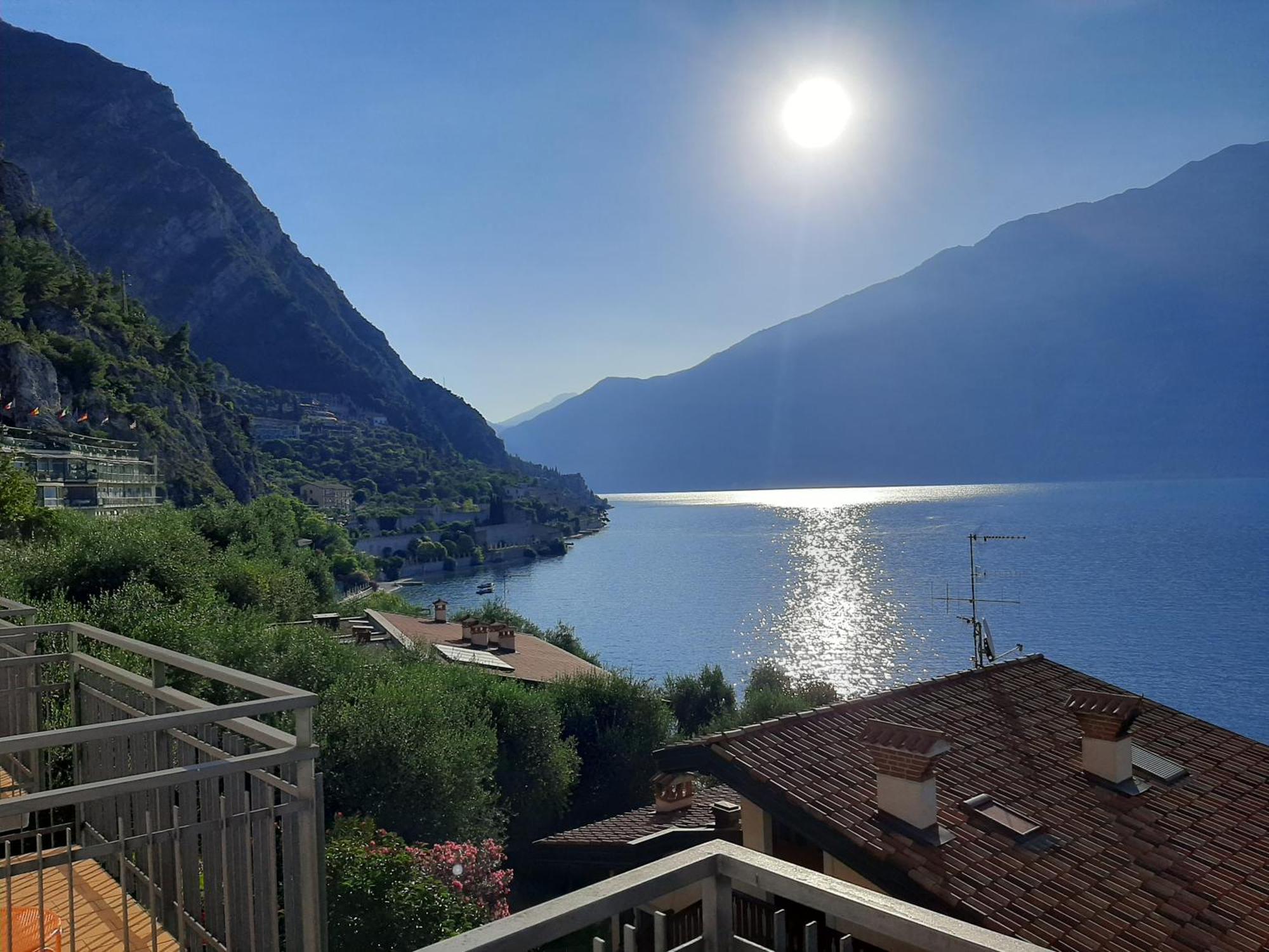 Hotel Augusta Garni Limone sul Garda Exterior foto